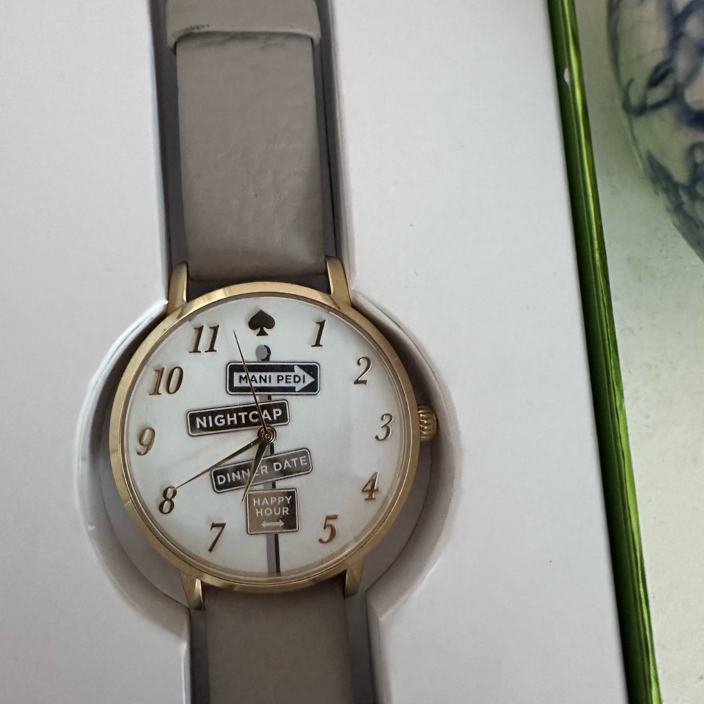 Pre-Owned Kate Spade Mani/Pedi Metro Watch (needs battery)